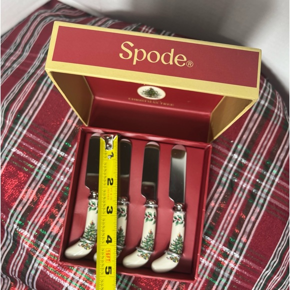 Spode Christmas Tree Set of 4 Spreaders In Box - Picture 6 of 6